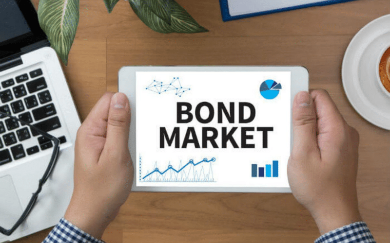 Text BOND MARKET on the table screen